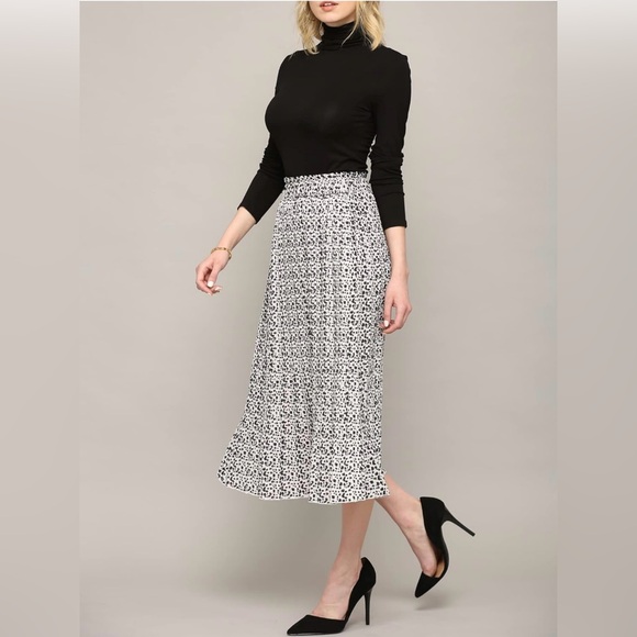 High Waist Polka Dot Pleated Midi Swing Skirt with Pockets -white/black - Picture 4 of 6